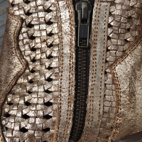 Seychelles Gold Ankle Boots - Picture 4 of 6